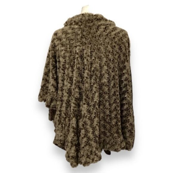 Faux Fur Wrap Shawl Ruana Coatigan Cozy Snuggle G Design - Picture 3 of 6